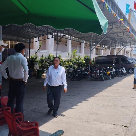Thuy Trang Hotel Phan Thiết Buitenkant foto