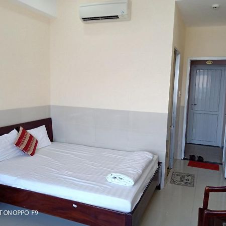Thuy Trang Hotel Phan Thiết Buitenkant foto